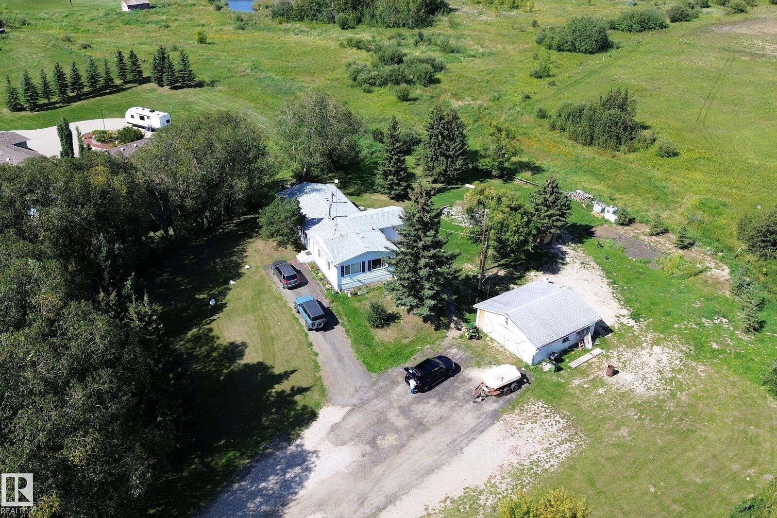 Property Photo: 3054 28 Avenue SW AB T6X 1A5