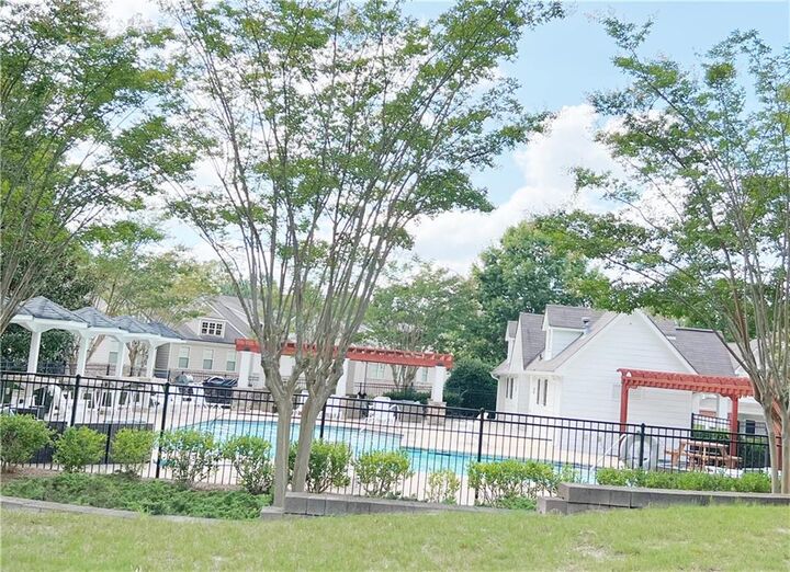 Property Photo:  2106 Waterleaf Drive  GA 30519 