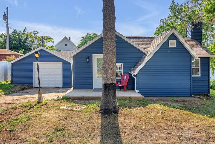 Property Photo: 1401 Buffalo Street IN 46360