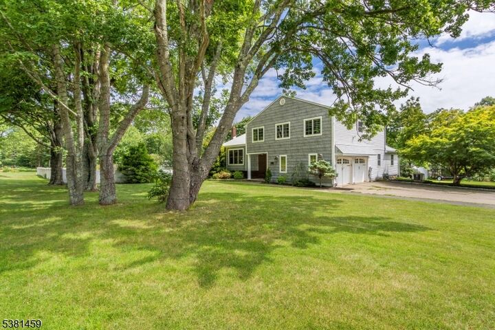 Property Photo: 286 Eyland Ave NJ 07876