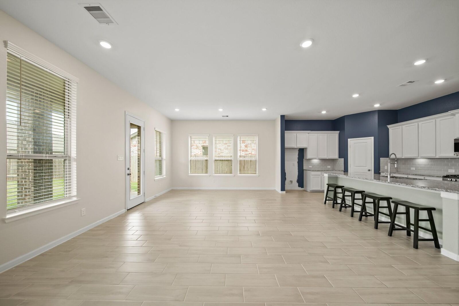 Property Photo:  2427 Madera Landing Lane  TX 77469 