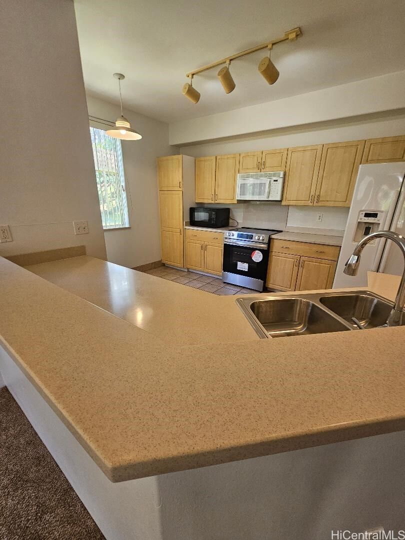 Property Photo:  95-944 Wikao Street D104  HI 96850 
