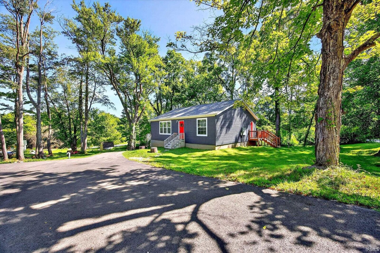 Property Photo: 1645 E Lena Avenue IN 47401