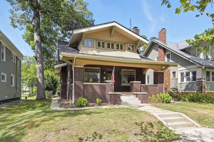 Property Photo:  2309 N Anthony Boulevard  IN 46805-3601 