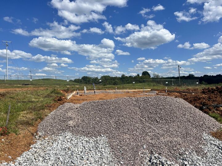Property Photo: 5049 Lost Creek Drive TN 37813