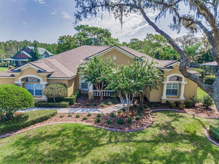 Property Photo: 1400 Lake Polo Drive FL 33556