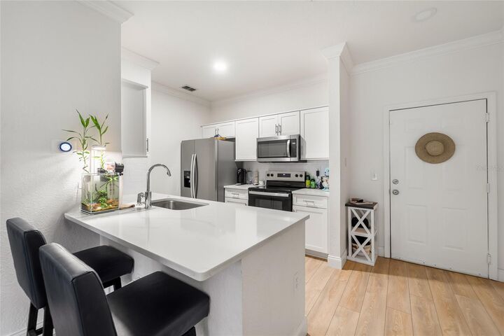 Property Photo: 5000 Culbreath Key Way 1-118 FL 33611