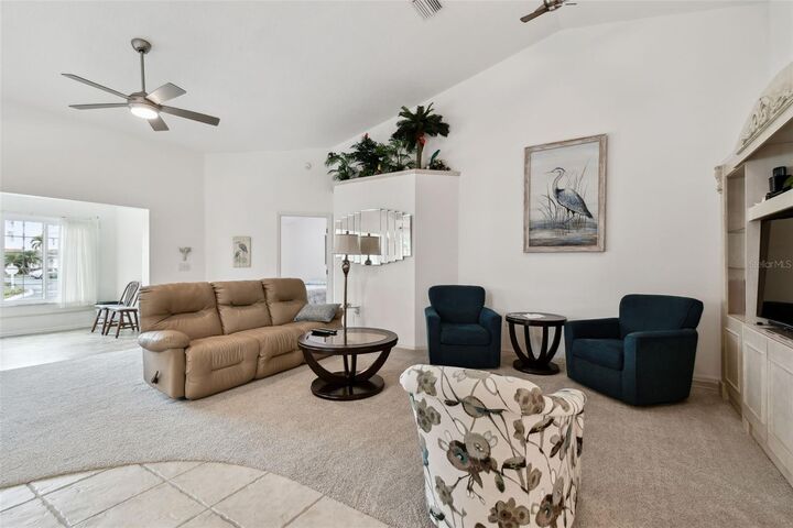 Property Photo: 2906 Captains Court FL 34221