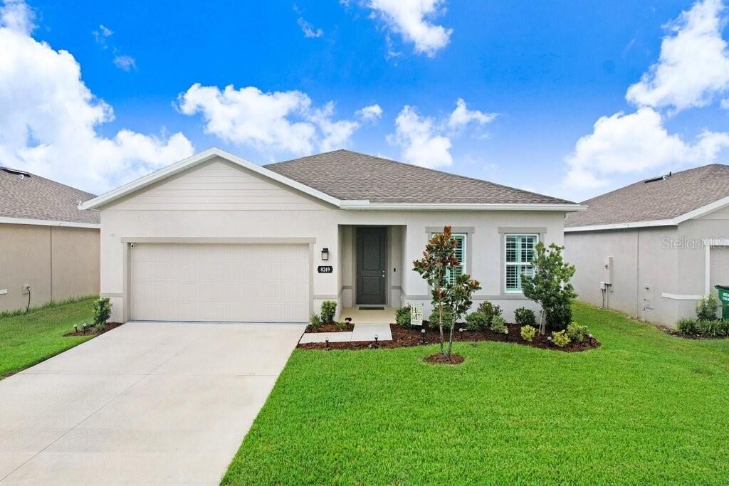 Property Photo:  8249 Greenway Avenue  FL 33544