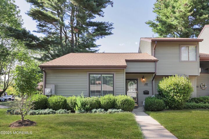 102 Berkshire Court  Red Bank NJ 07701 photo