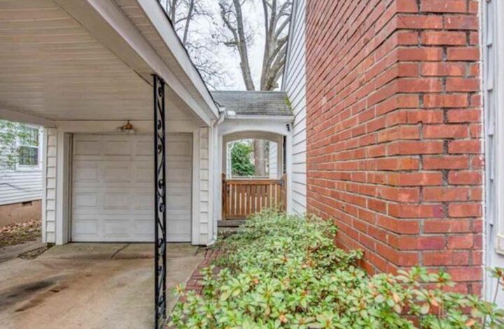 Property Photo: 18 N Reese St TN 38111