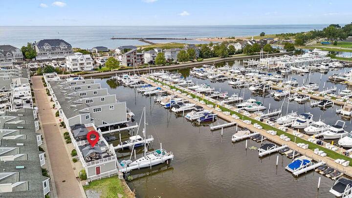 33 Harbor Isle Drive  New Buffalo MI 49117 photo