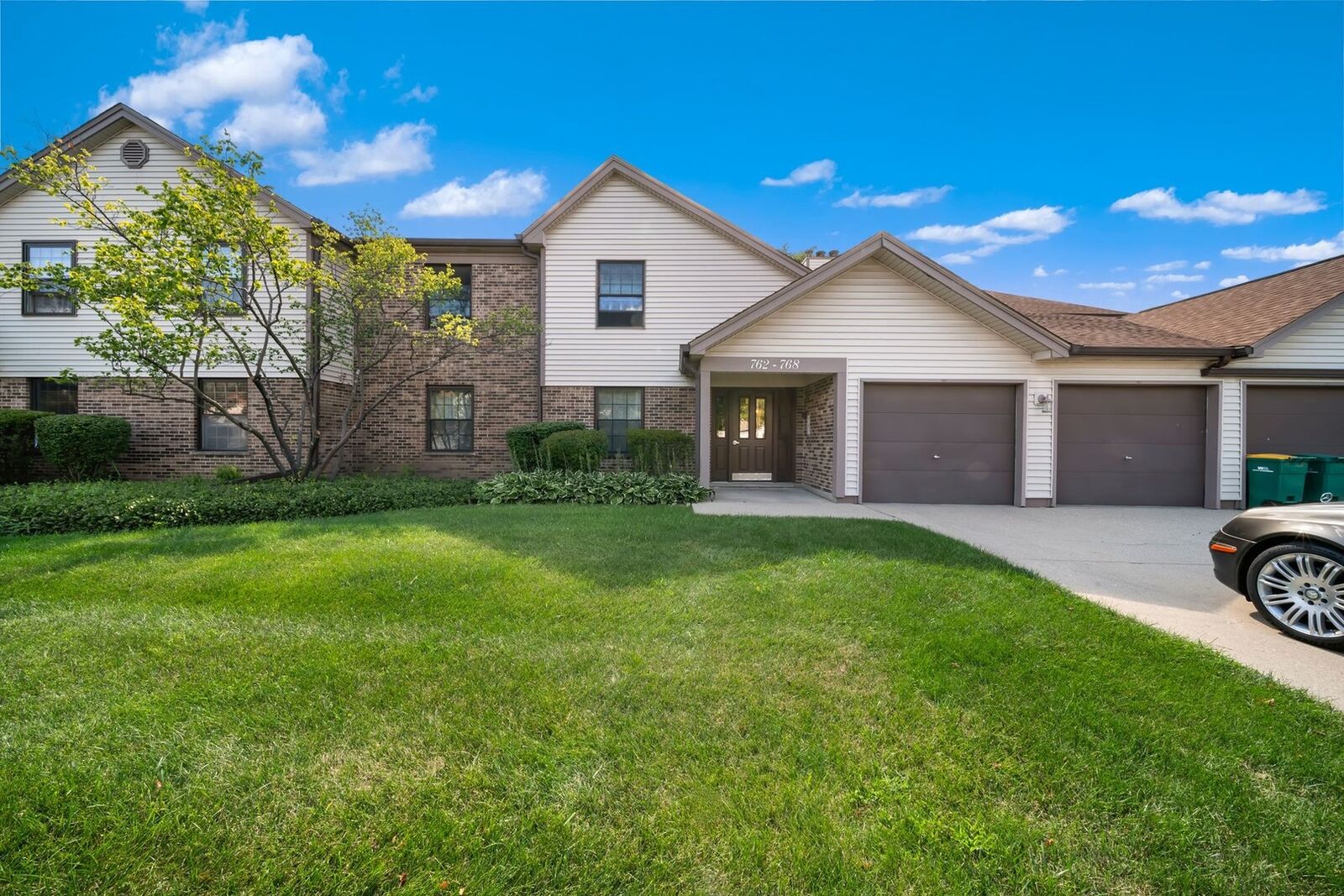 Property Photo: 766 White Pine Road 6B1 IL 60089