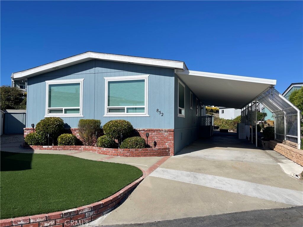 Property Photo:  852 Glenoak Drive  CA 93420 