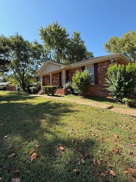 Property Photo: 831 Forrest Glen Dr TN 37138