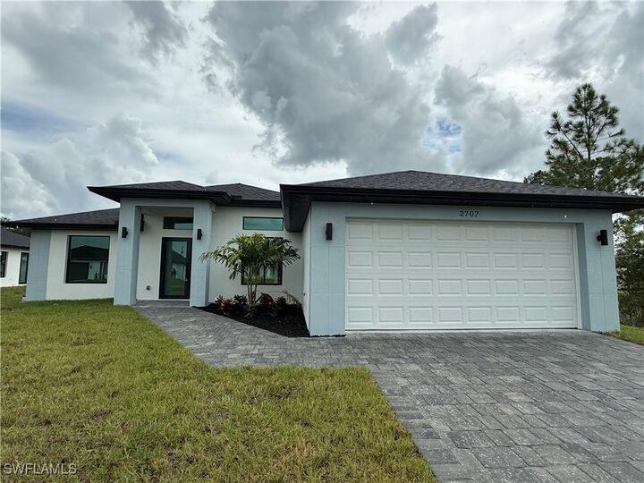 2707 34th Street SW  Lehigh Acres FL 33976 photo