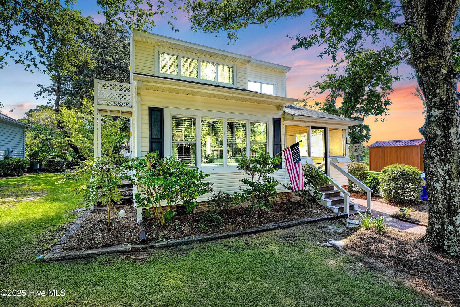 Property Photo: 122 SE 2nd Street NC 28465