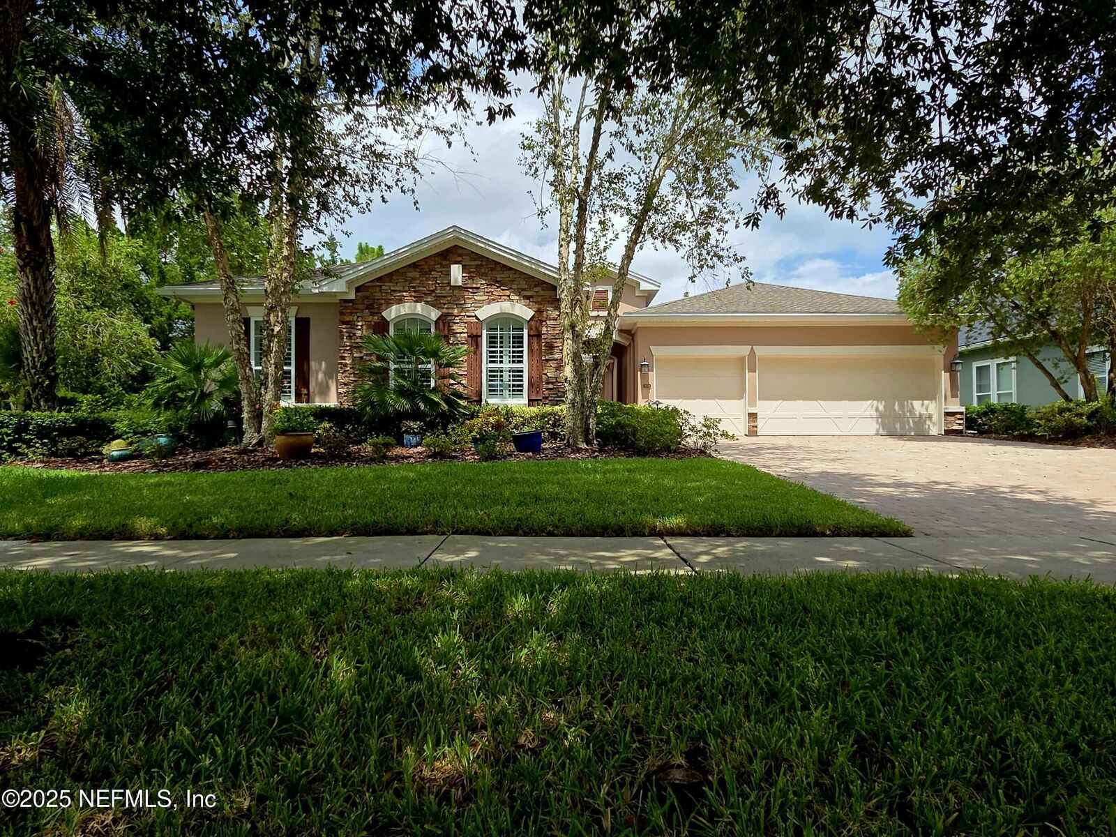 Property Photo: 81 Majestic Eagle Drive FL 32081