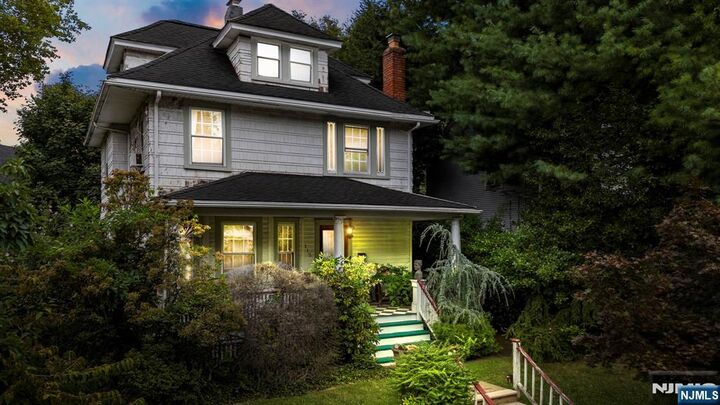 115 High Street  Leonia NJ 07605 photo