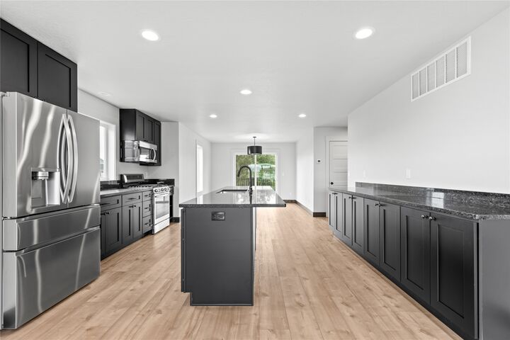 Property Photo:  856 Ahern Court  MT 59901 