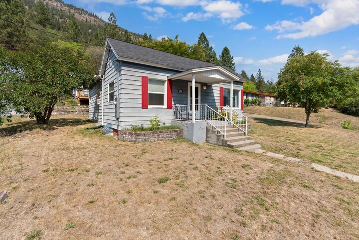 Property Photo: 304 Adams Street MT 59820