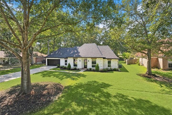 Property Photo:  222 Nottoway Drive  LA 70471 
