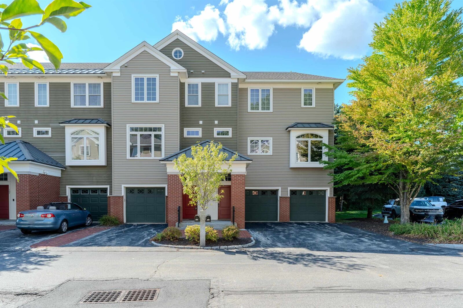 Property Photo: 103 Riverwalk Way NH 03101