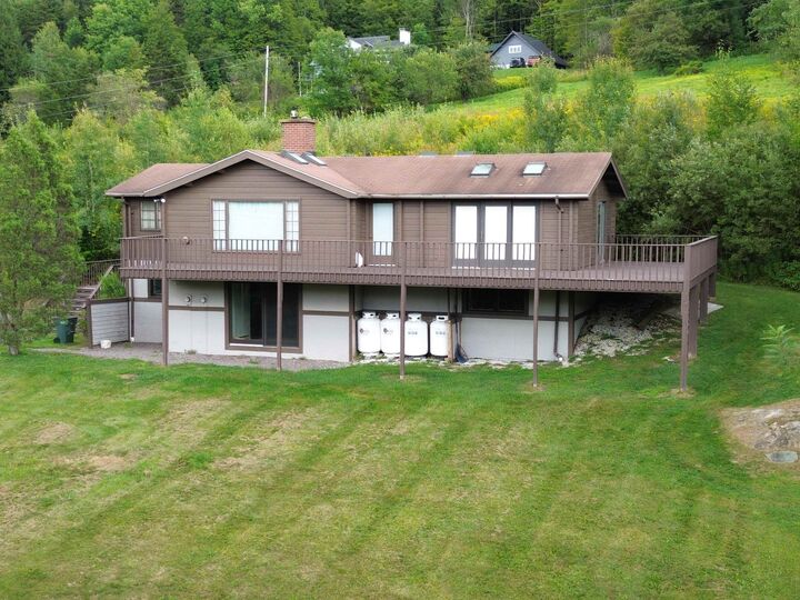 Property Photo: 102 Snowshoe Drive VT 05673