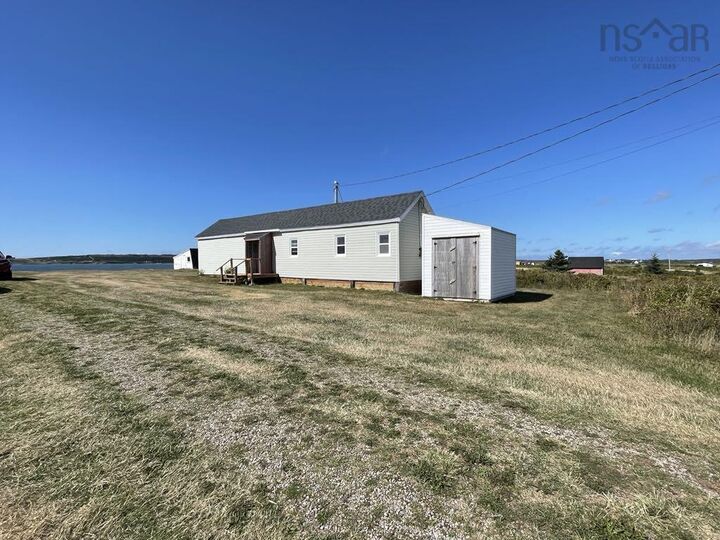 125 Cheticamp Island Road — photo 1