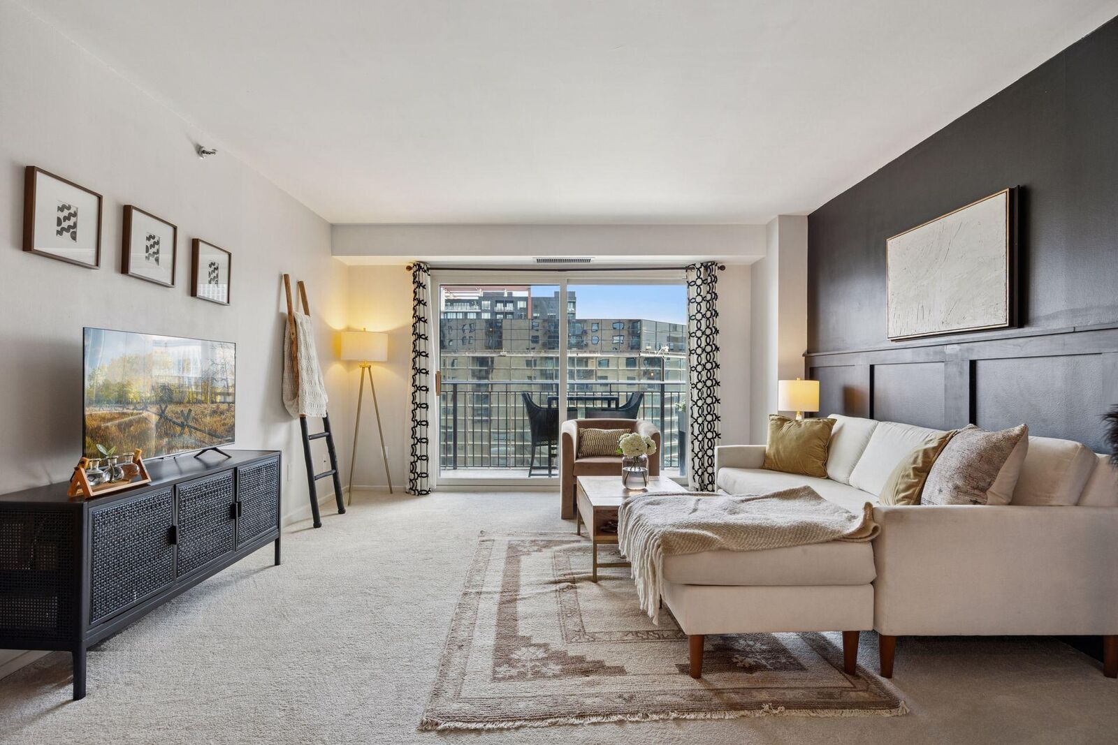 Property Photo:  121 Washington Avenue S 512  MN 55401 