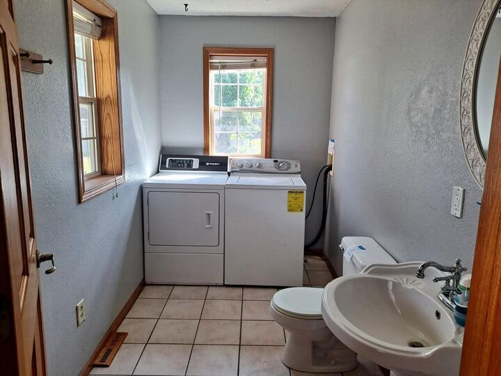 Property Photo:  630 Hatton Street  MN 56316 