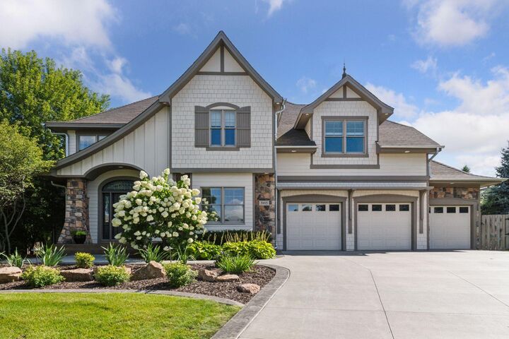 Property Photo: 3905 Linden Court MN 55340