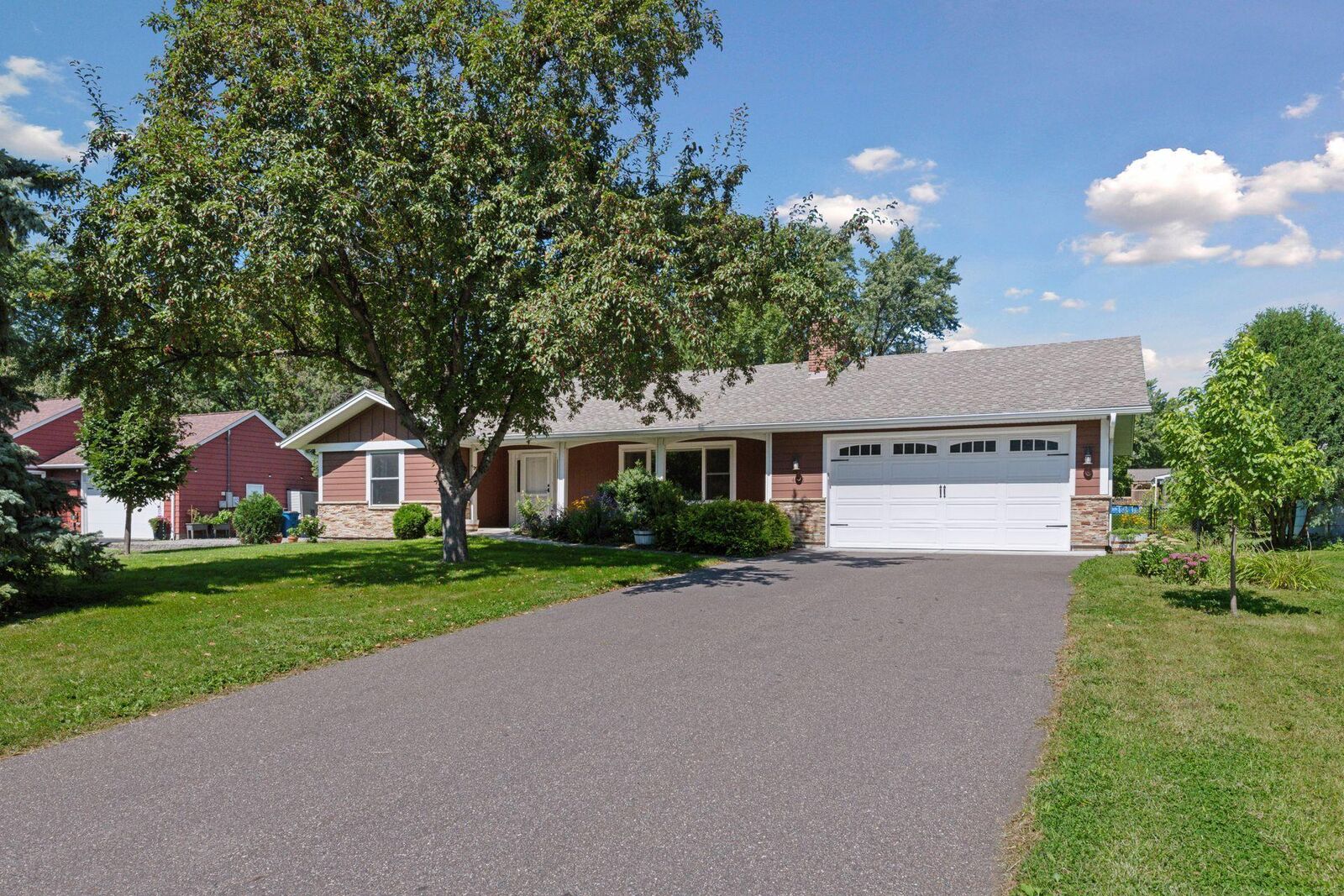 Property Photo: 428 St Peter Avenue MN 55328
