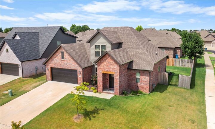 3200 Rosemont Avenue  Bentonville AR 72713 photo