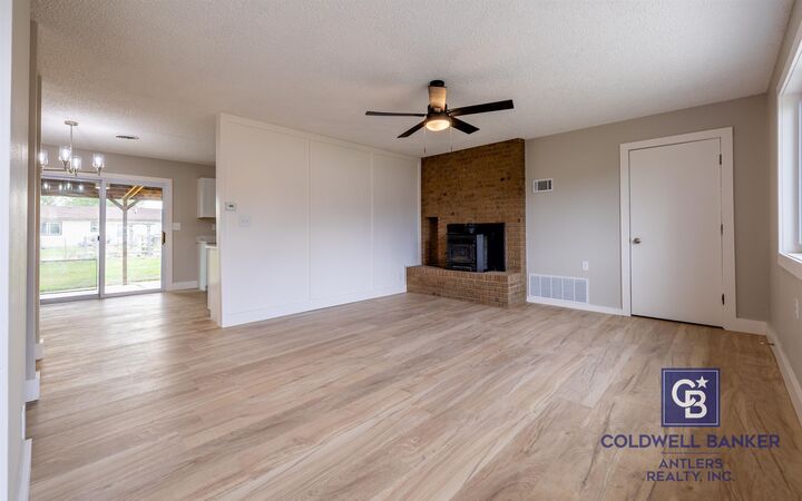 Property Photo:  2202 Haugen St  WY 82414 
