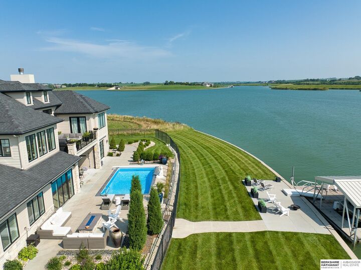 Property Photo: 17015 S Reflection Circle NE 68007