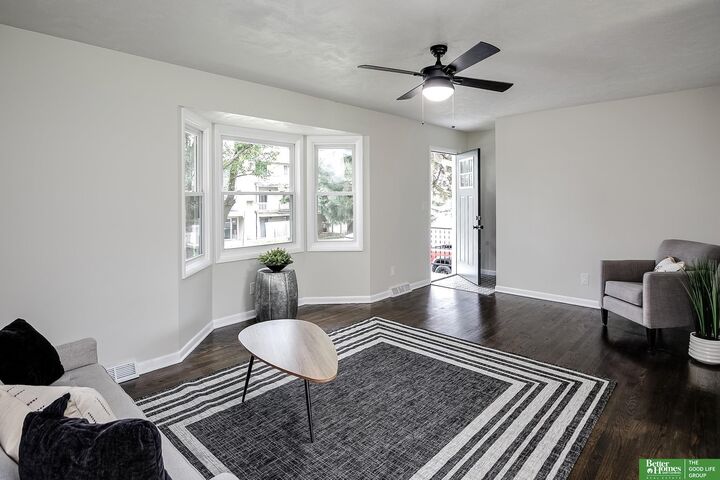 Property Photo: 813 Janes View Street NE 68046