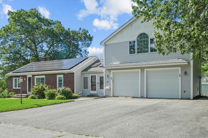5 Woodland Cir  Methuen MA 01844 photo