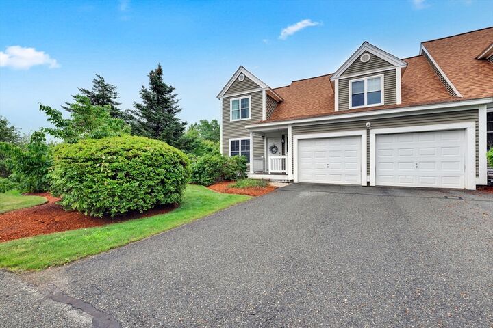 Property Photo: 7 Jefferson Court 7 MA 01569