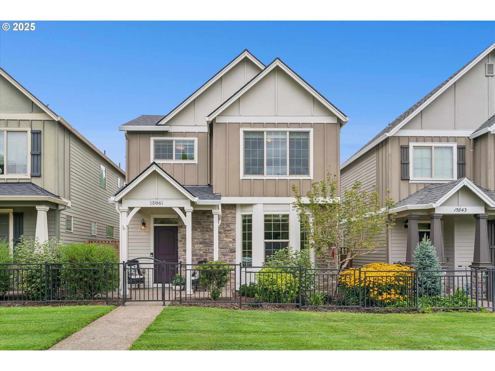 Property Photo: 15861 SW Century Dr OR 97140