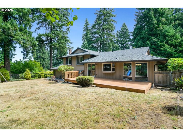 Property Photo: 10608 NE 36th Ave WA 98686