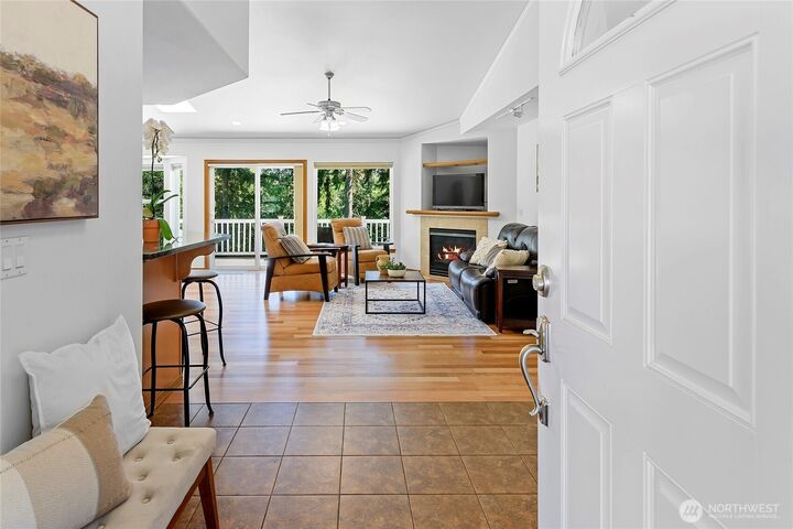 Property Photo: 8324 Springridge Road NE WA 98110