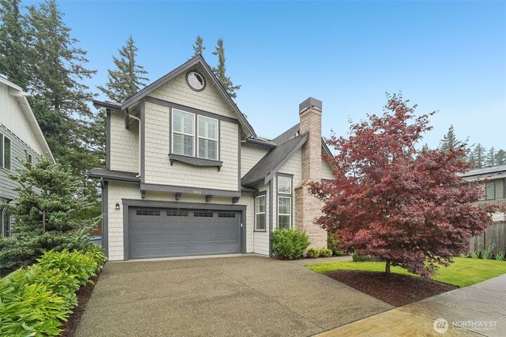 Property Photo: 1092 SE 13th Place WA 98045