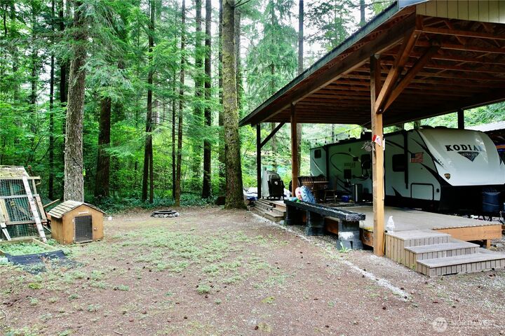 Property Photo: 1074 Birch Lane WA 98295