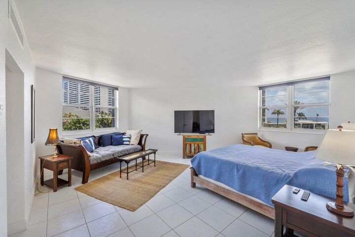 Property Photo: 2851 S Ocean Boulevard 3A FL 33432