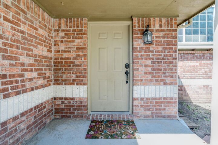 Property Photo: 10850 W Dora Ct KS 67209