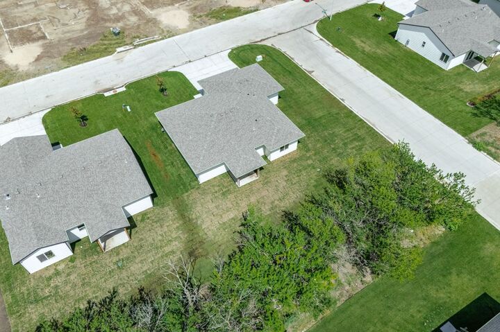 507 E Elmwood St  Park City KS 67147 photo