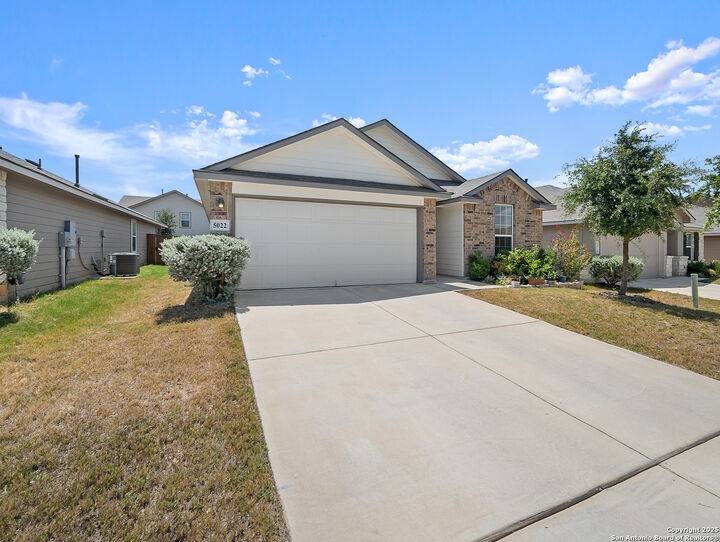 Property Photo: 5022 Dancing Gopher TX 78261