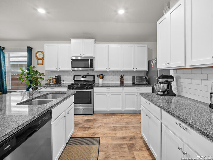 Property Photo:  5022 Dancing Gopher  TX 78261 