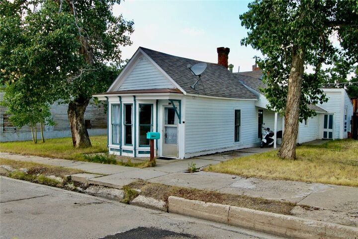 Property Photo: 520 Chestnut Street CO 80461